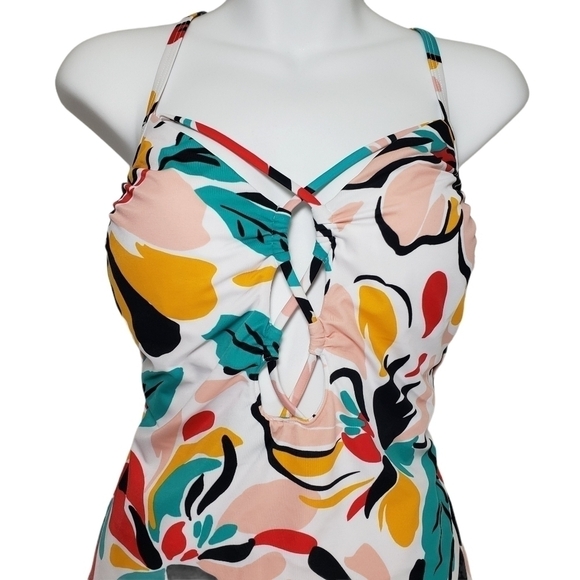 Beach Betty Slimming White Multi Floral One-Piece - Picture 4 of 7